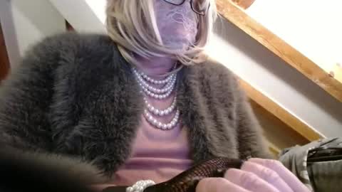 Snapshot of fursdany chatting on December 2024 08:14:02 PM Dany online show from December 2024 08:14:02 PM