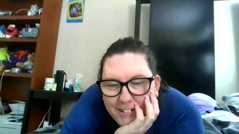 Snapshot of fuzzypeaches87 chatting on February 2026 08:14:02 PM fuzzypeaches87 online show from February 2026 08:14:02 PM