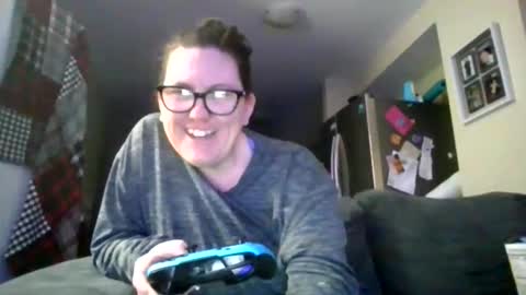 Snapshot of fuzzypeaches87 chatting on February 2026 12:36:02 AM fuzzypeaches87 online show from February 2026 12:36:02 AM