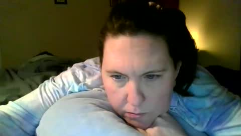 Snapshot of fuzzypeaches87 chatting on February 2026 03:27:02 AM fuzzypeaches87 online show from February 2026 03:27:02 AM