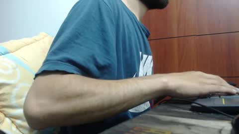 andrew online show from February 2025 01:25:02 AM