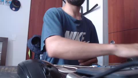 andrew online show from March 2025 02:10:02 PM