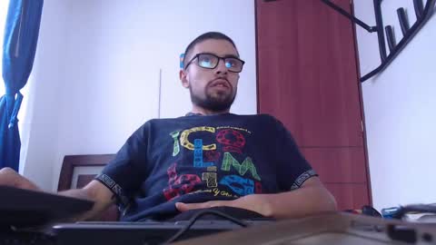 andrew online show from March 2025 09:57:01 PM