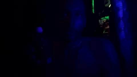 fvvkboyy online show from November 2025 04:55:01 AM