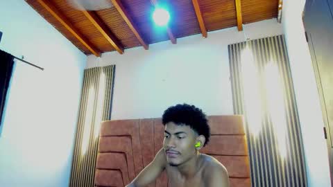 fykmor online show from November 2025 08:19:02 PM