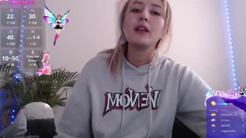 Gabriela online show from December 2024 08:34:02 PM