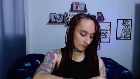 Snapshot of gabby_moon09 chatting on October 2025 05:59:02 PM gabby_moon09 online show from October 2025 05:59:02 PM