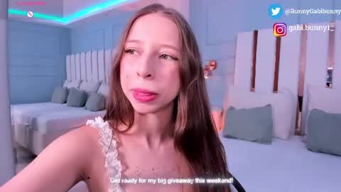 Gabi  online show from July 2026 06:03:01 PM