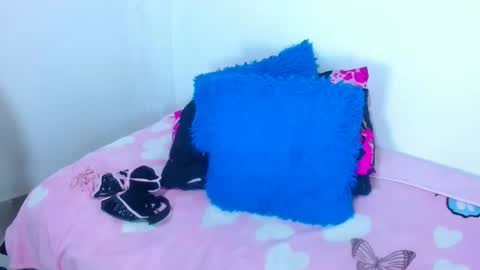 gabi_jhons_23 online show from February 2026 08:35:02 AM