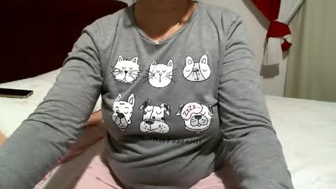 gaby  layla online show from July 2026 12:16:01 AM