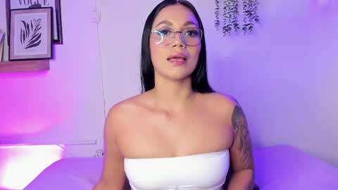 GABRIELA  online show from June 2026 02:01:02 AM