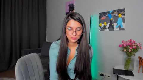 Snapshot of gabri_baby chatting on February 2025 10:04:02 PM The next stream in car 1 december 10pm time in France online show from February 2025 10:04:02 PM