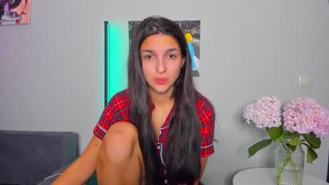 Snapshot of gabri_baby chatting on March 2025 02:32:01 PM The next stream in car 1 december 10pm time in France online show from March 2025 02:32:01 PM