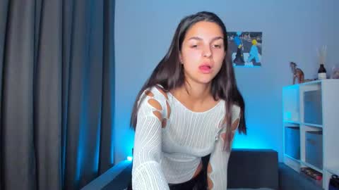 Snapshot of gabri_baby chatting on September 2025 08:33:02 PM The next stream in car 1 december 10pm time in France online show from September 2025 08:33:02 PM