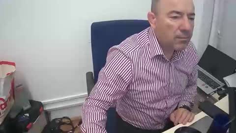 gabriel9_2003 online show from April 2026 07:31:01 AM