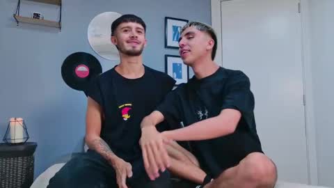 Snapshot of gabriel_and_geronimo chatting on September 2025 02:04:02 AM gabriel_and_geronimo online show from September 2025 02:04:02 AM