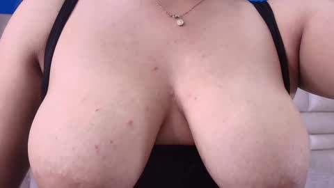 gabriela online show from February 2025 08:20:02 PM