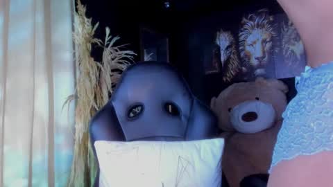 Snapshot of gabriela_montess chatting on February 2025 06:09:02 AM Gabriela Montes online show from February 2025 06:09:02 AM