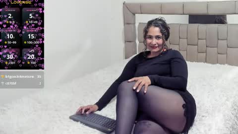 Snapshot of gabriela_ponce chatting on April 2026 11:13:02 PM gabriela ponce online show from April 2026 11:13:02 PM