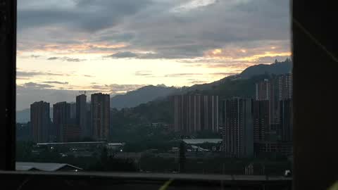 Gabriela salgado online show from April 2026 10:50:02 AM