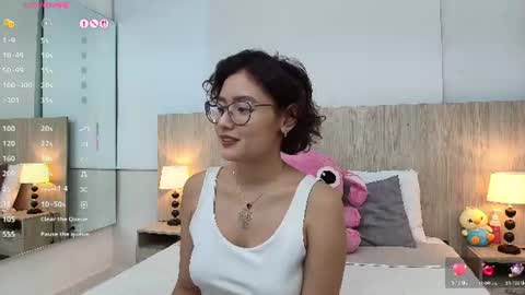 Gabriela Vargas online show from July 2026 04:04:01 AM
