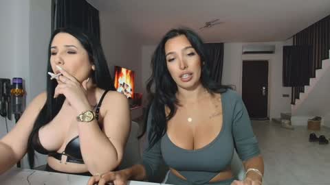 Snapshot of gabrielaaxxx chatting on February 2026 11:19:01 PM i love to squirt online show from February 2026 11:19:01 PM