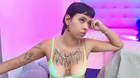 Snapshot of gabrielacortez chatting on September 2025 12:27:02 PM GABRIELA online show from September 2025 12:27:02 PM