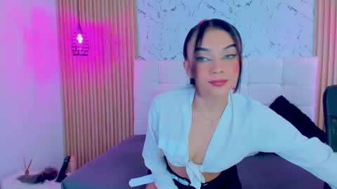 Snapshot of gabrielam_ms chatting on February 2025 10:18:01 PM Gabriela Evans MS online show from February 2025 10:18:01 PM