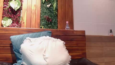 Snapshot of gabriell_ramirez_ chatting on January 2025 09:34:01 AM gabriell_ramirez_ online show from January 2025 09:34:01 AM