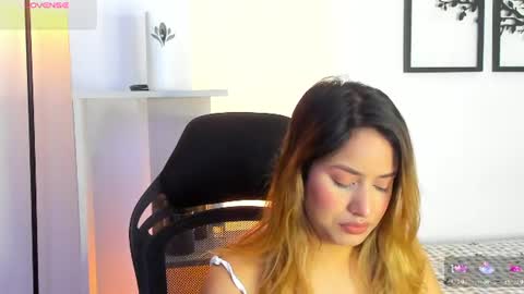 Gabriella online show from July 2026 09:32:02 PM
