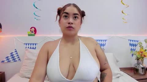 gabriella_luv online show from October 2025 12:15:02 PM