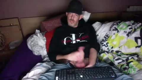 Snapshot of gabssss0802 chatting on December 2024 08:15:01 PM gabssss0802 online show from December 2024 08:15:01 PM