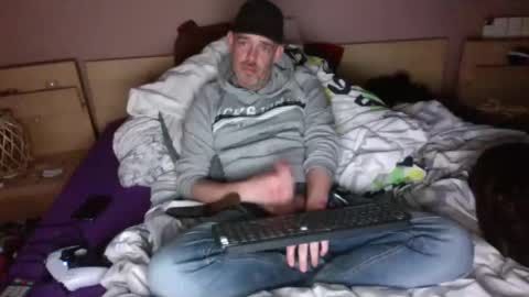 Snapshot of gabssss0802 chatting on December 2024 10:43:01 AM gabssss0802 online show from December 2024 10:43:01 AM