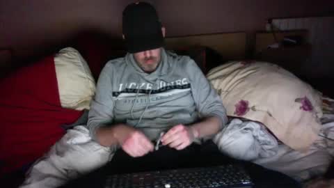 Snapshot of gabssss0802 chatting on January 2025 07:07:01 PM gabssss0802 online show from January 2025 07:07:01 PM