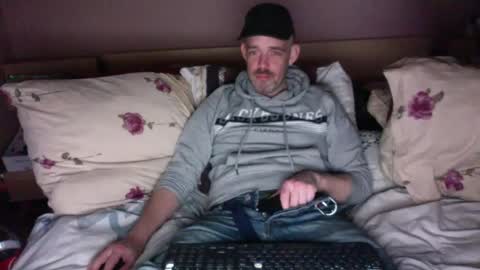 Snapshot of gabssss0802 chatting on January 2025 03:03:01 PM gabssss0802 online show from January 2025 03:03:01 PM