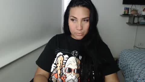 Snapshot of gaby_bluexx chatting on January 2025 03:35:02 PM Gaby Blue online show from January 2025 03:35:02 PM