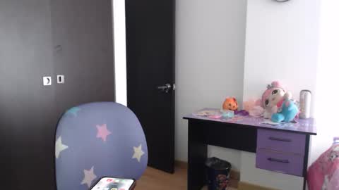 Snapshot of gaby_bluexx chatting on October 2025 05:02:02 PM Gaby Blue online show from October 2025 05:02:02 PM