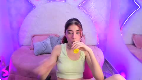 Gaby online show from November 2025 09:26:01 PM