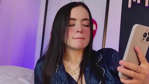 Gaby  online show from November 2025 01:39:02 PM