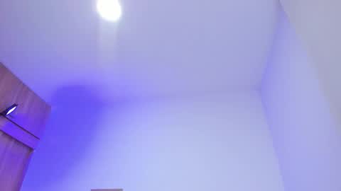 Gabriela online show from January 2025 01:00:02 AM