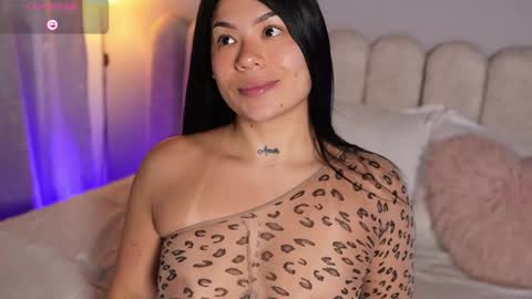 Aleja  online show from March 2025 04:06:02 PM