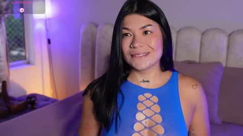 Aleja  online show from October 2025 12:02:02 PM