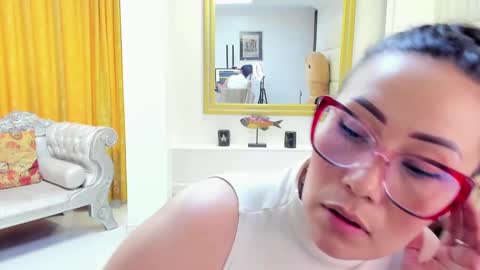 gabriela online show from December 2024 06:16:01 PM