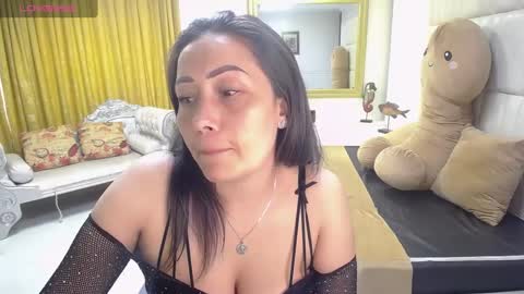 gabriela online show from February 2025 08:00:01 PM