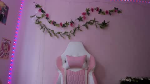 Snapshot of gaby_vandriel chatting on April 2026 04:37:01 PM GABRIELA online show from April 2026 04:37:01 PM