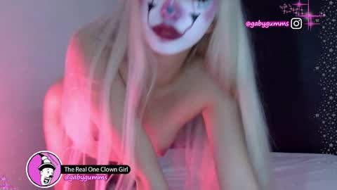 gabygumms online show from February 2026 09:13:01 PM