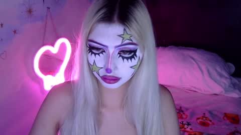 gabygumms online show from April 2026 12:11:02 PM