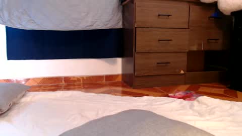 gabysot online show from January 2025 05:01:01 PM