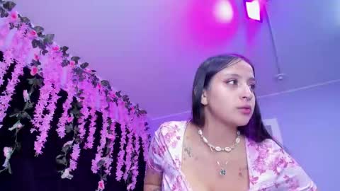 gabby cooper online show from May 2026 02:06:01 AM