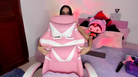 gabyye capprins online show from February 2025 07:27:02 PM